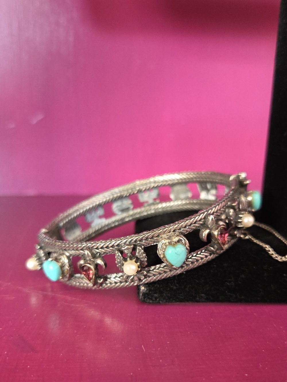 Vintage Mid-Century Florenza Pewter-Tone Victorian Revival Hinge Bangle Bracelet